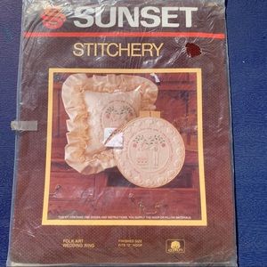 Sunset Stitchery Folk Art Wedding Ring Kit